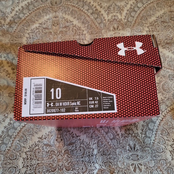 Shoes - Picture 6 of 6